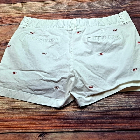 Vineyard Vines Whale Embroidered Dayboat Shorts - Picture 3 of 4